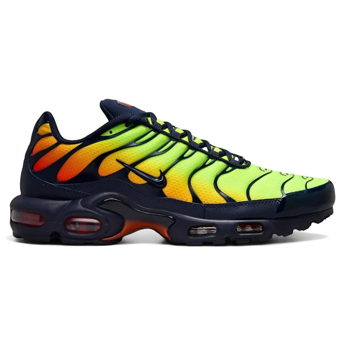 NIKE picture