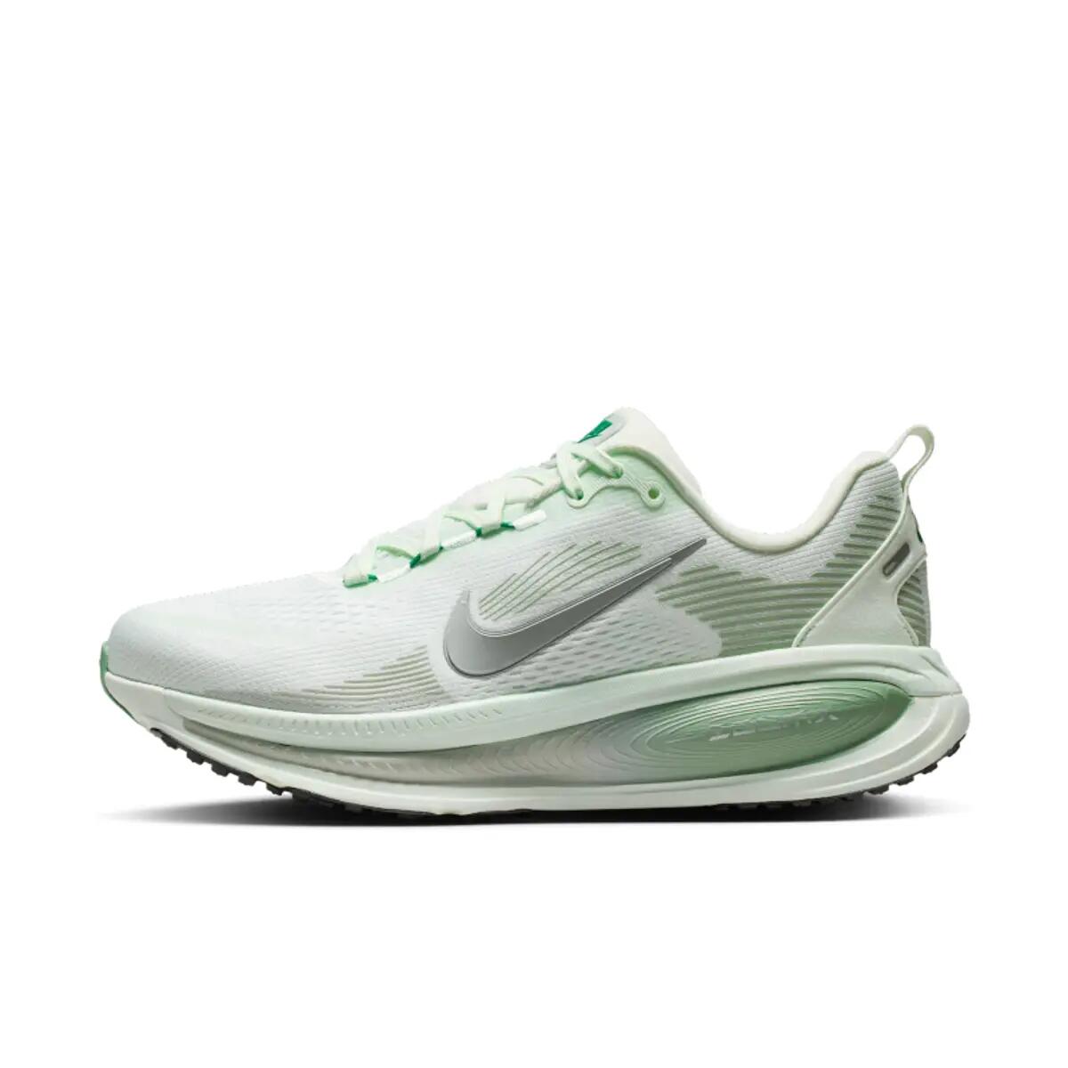 Laufschuhe Nike Vomero 18 Hellgrün/Mettallic Silber 2/6
