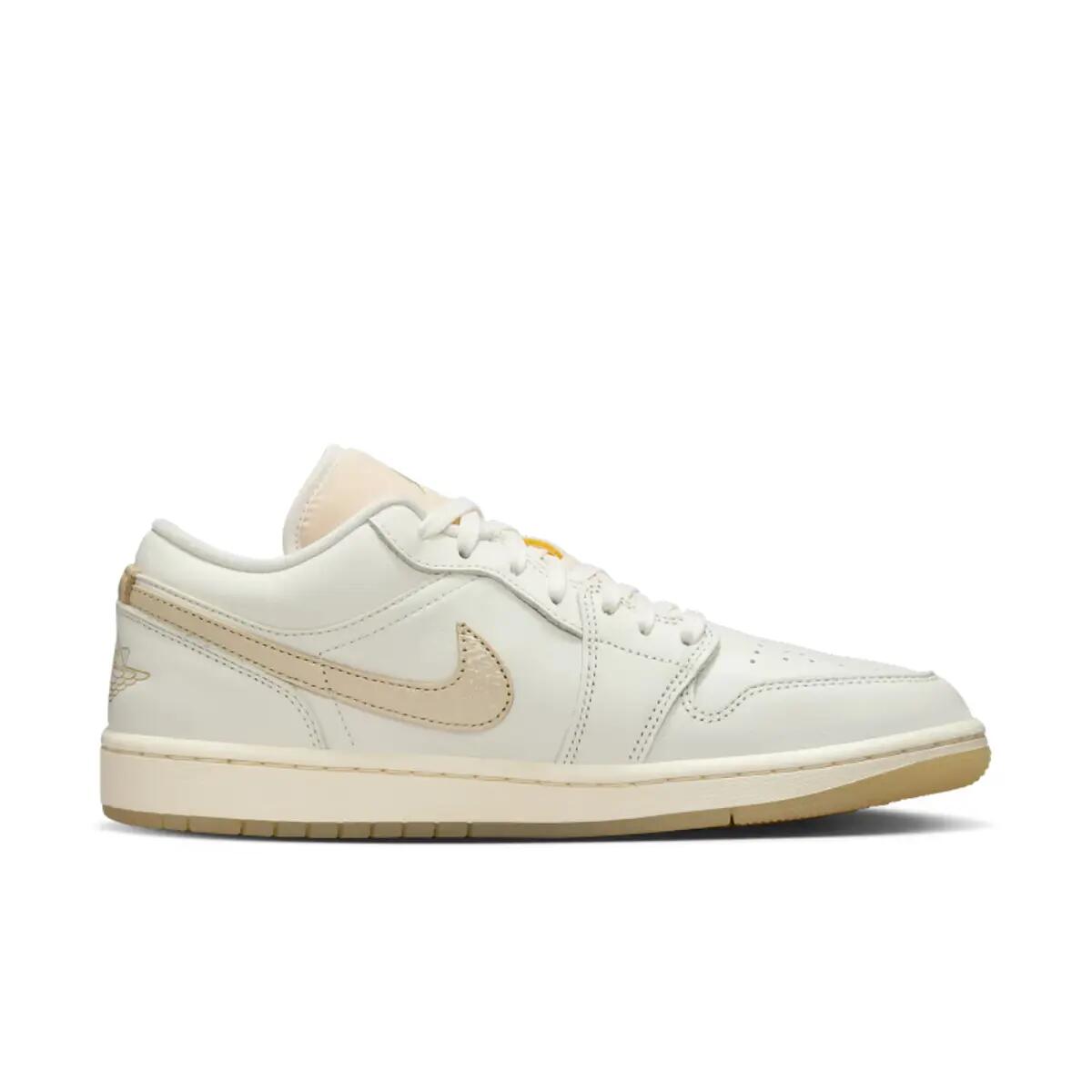 Air Jordan 1 Low SE Metallic Team Gold (Women's) 4/6