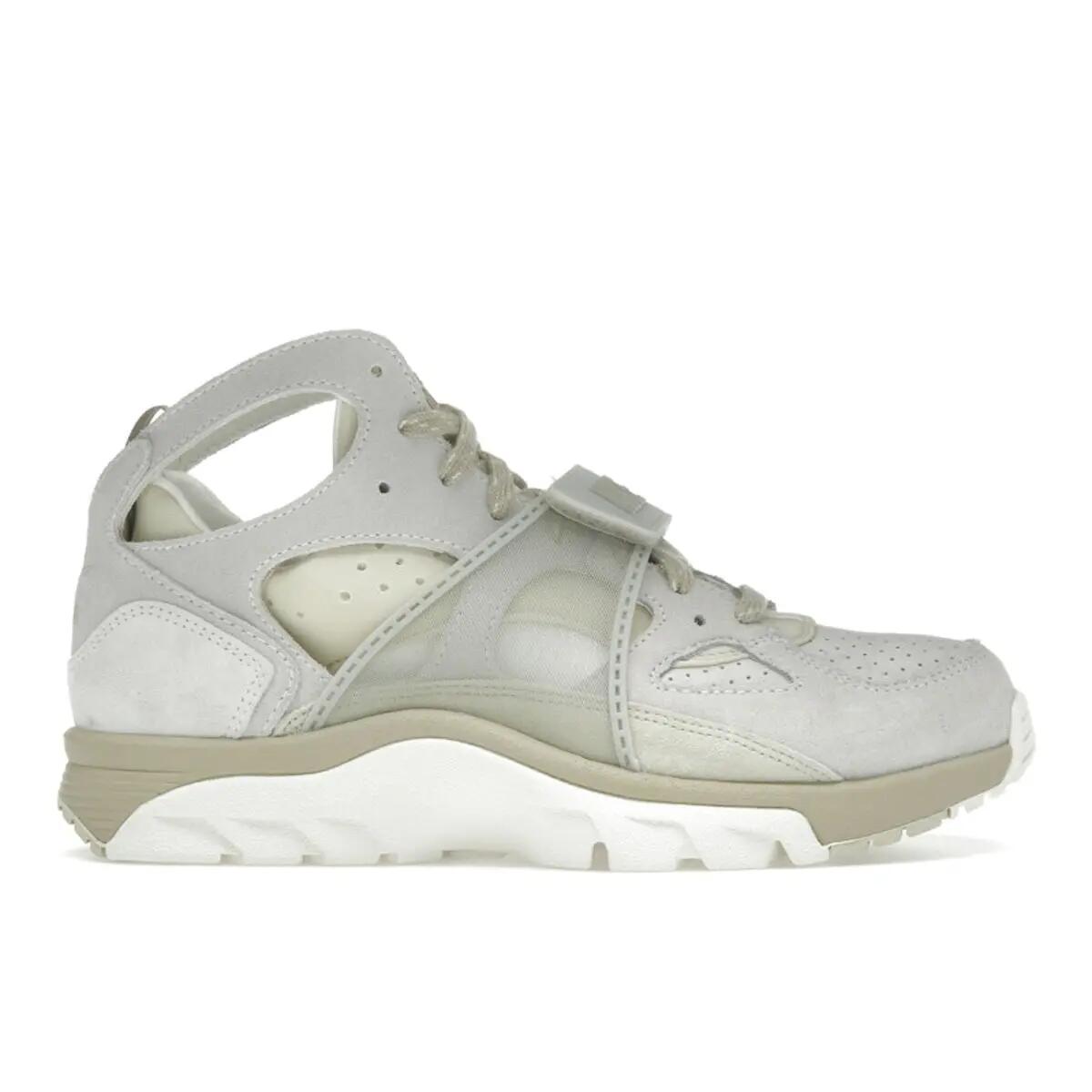 Nike Air Trainer Huarache Sail 1/6