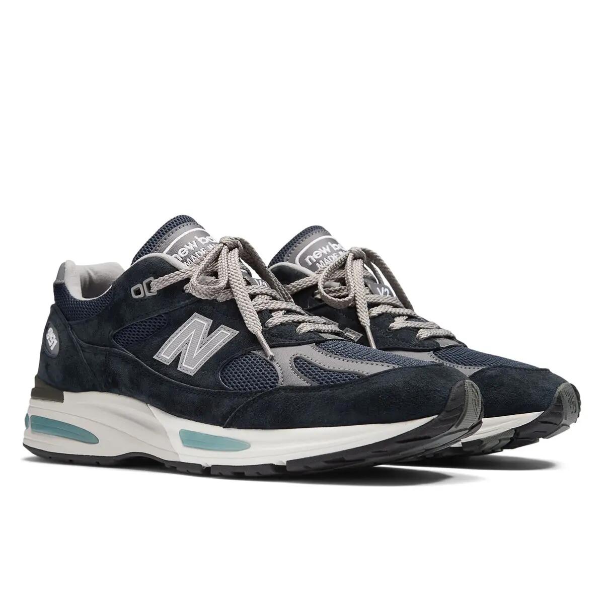 New Balance 991v2 MiUK Dark Navy 3/5