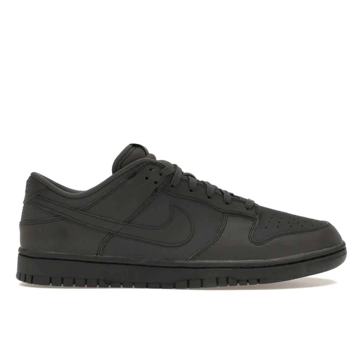 NIKE picture