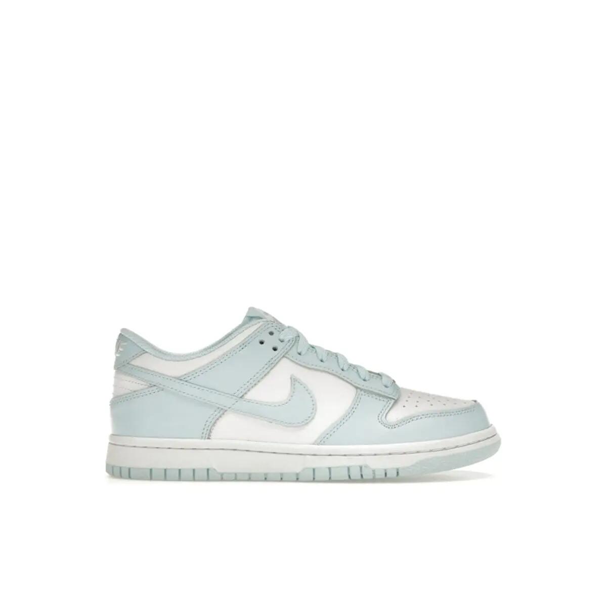 NIKE picture