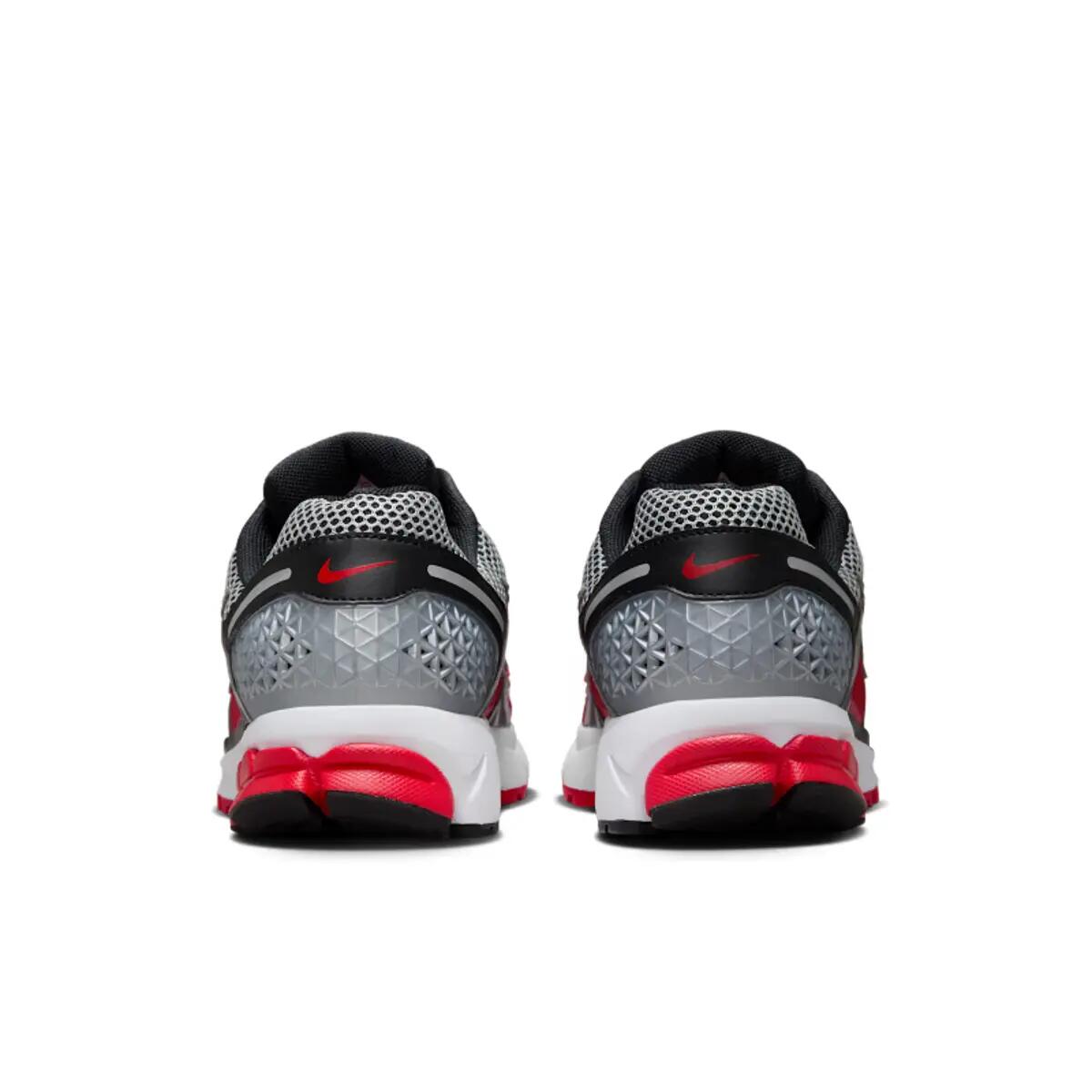 Nike Zoom Vomero 5 Metallic Silver University Red 6/6