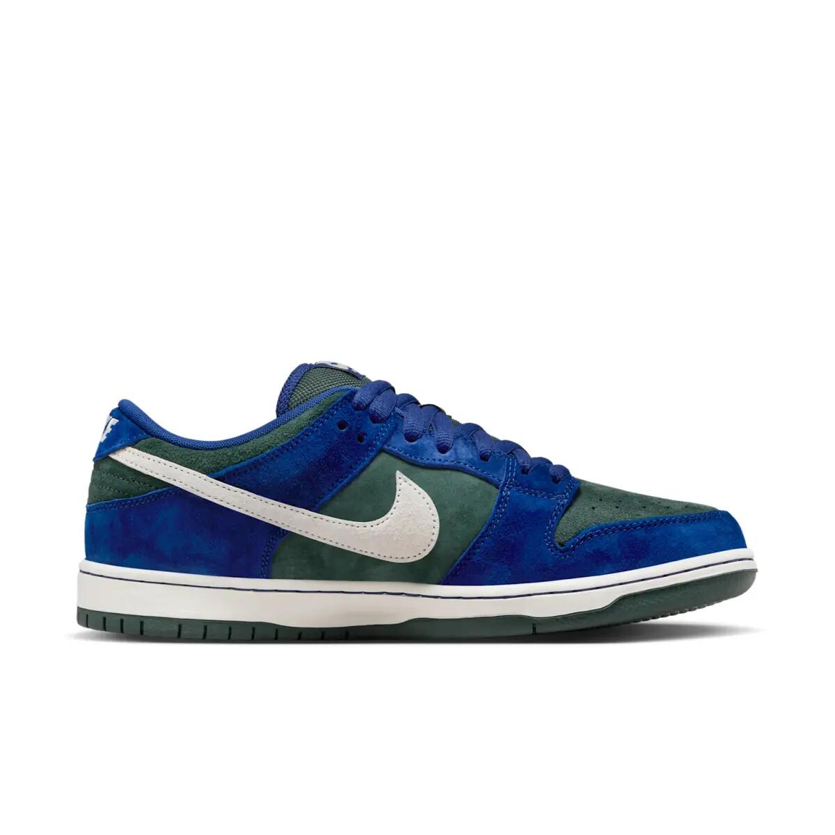 Nike SB Dunk Low Deep Royal Blue 3/6