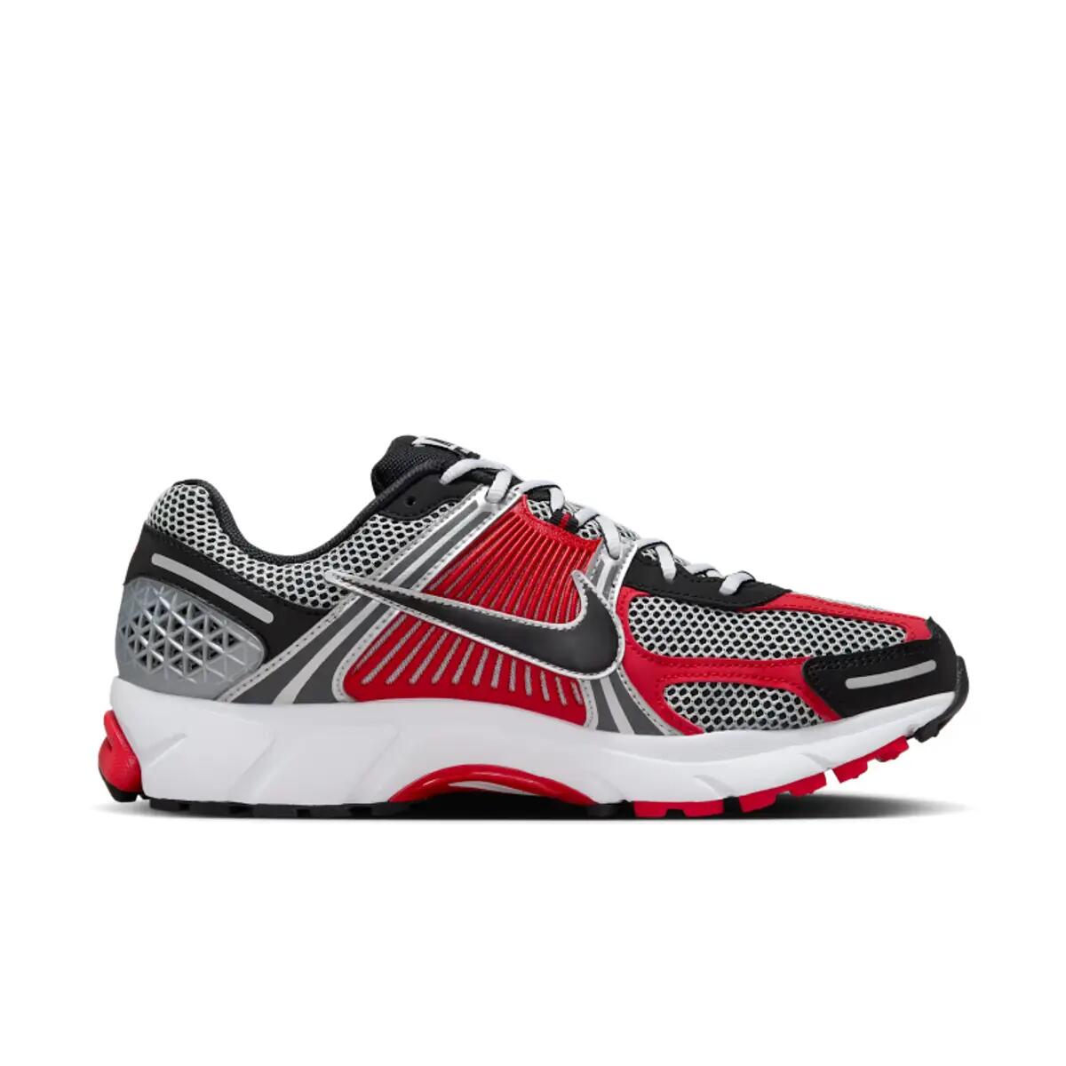 Nike Zoom Vomero 5 Metallic Silver University Red 4/6
