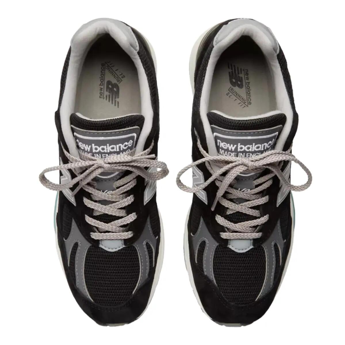 New Balance 991v2 MiUK Black Grey 3/6