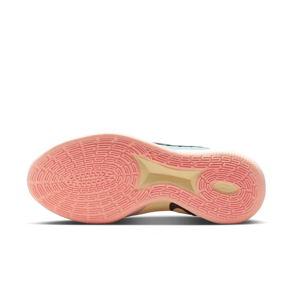 Nike Sabrina 3 Silencer (Women's) 3/6