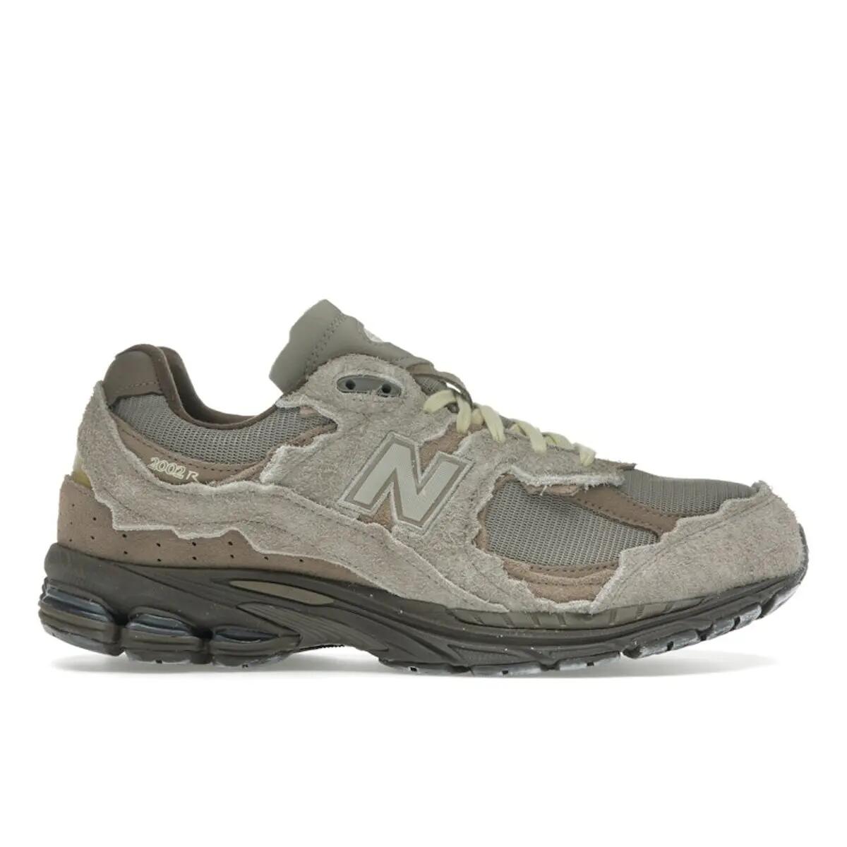 New Balance 2002R Protection Pack Brown 1/1