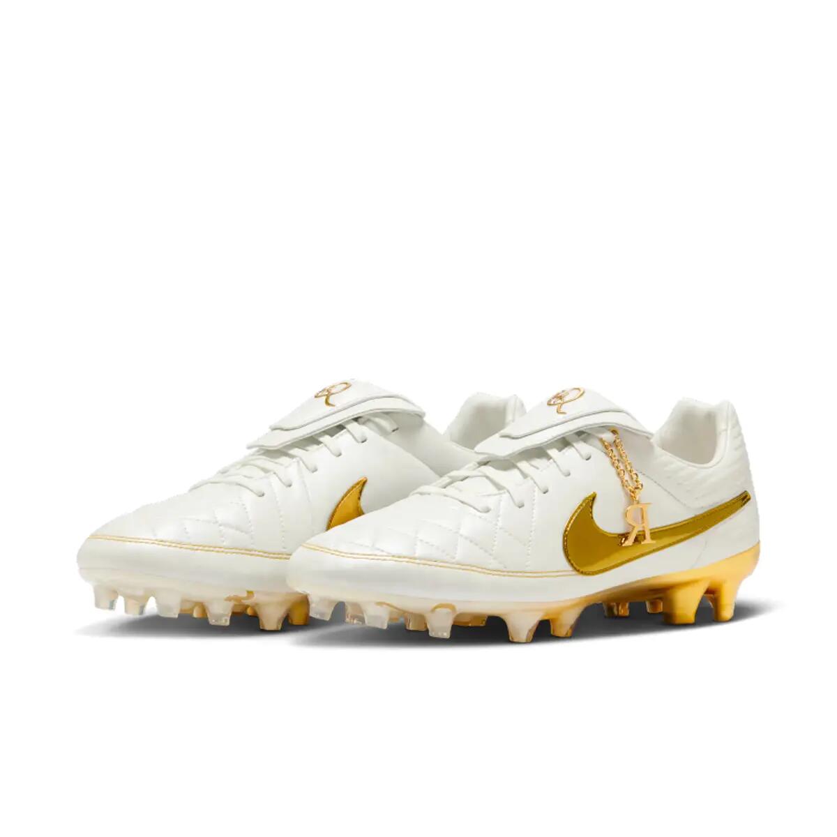 Nike Tiempo Legend RGN FG SE Ronaldinho Touch of Gold 6/6