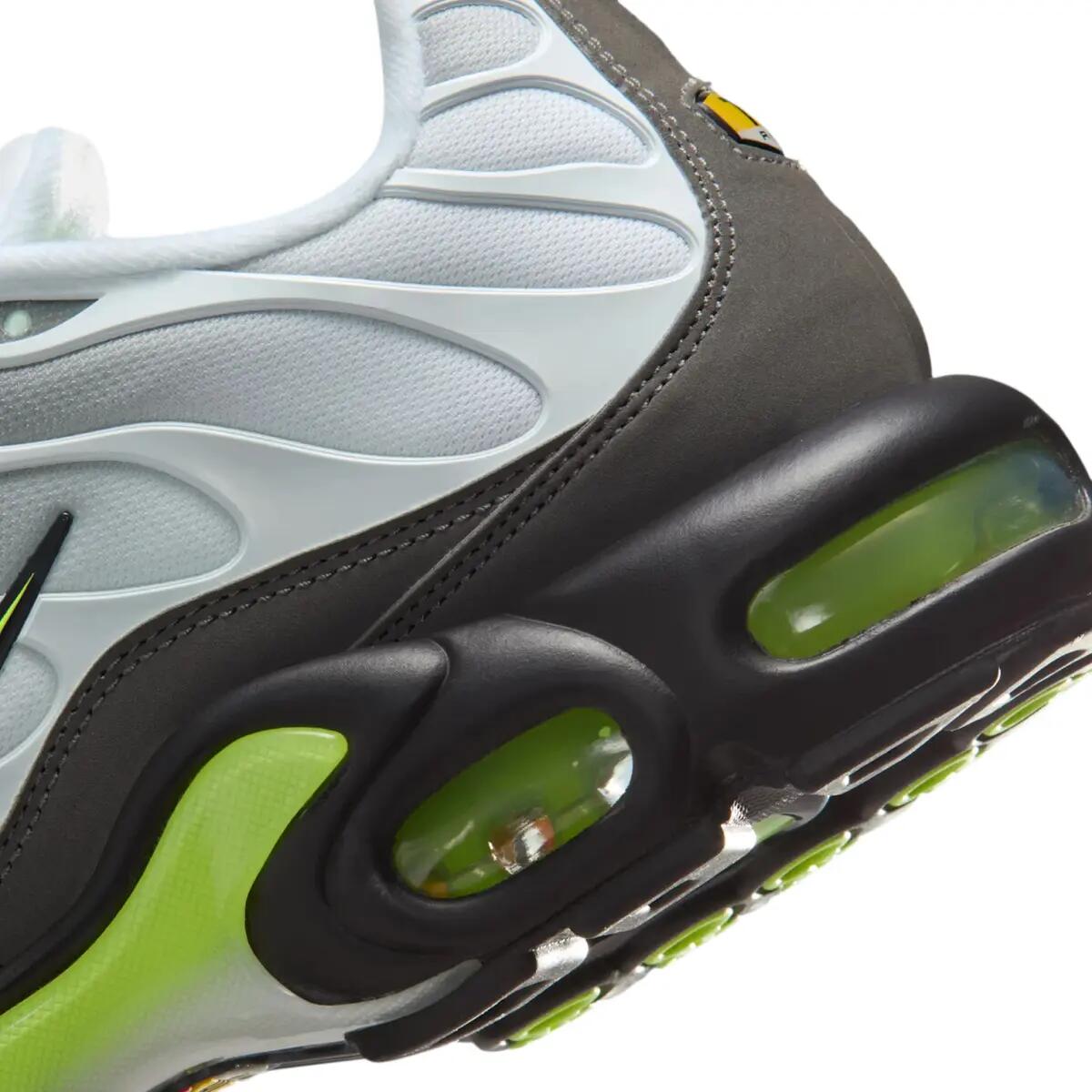Nike Air Max Plus Neon 6/6