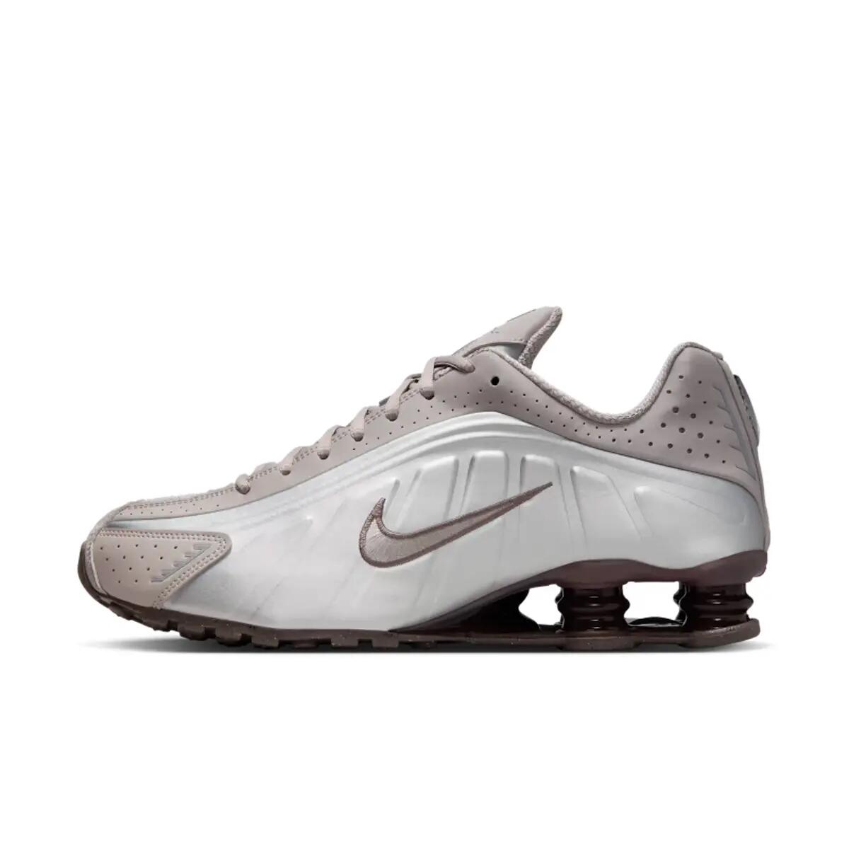 Nike Shox R4 Cave Stone 3/6