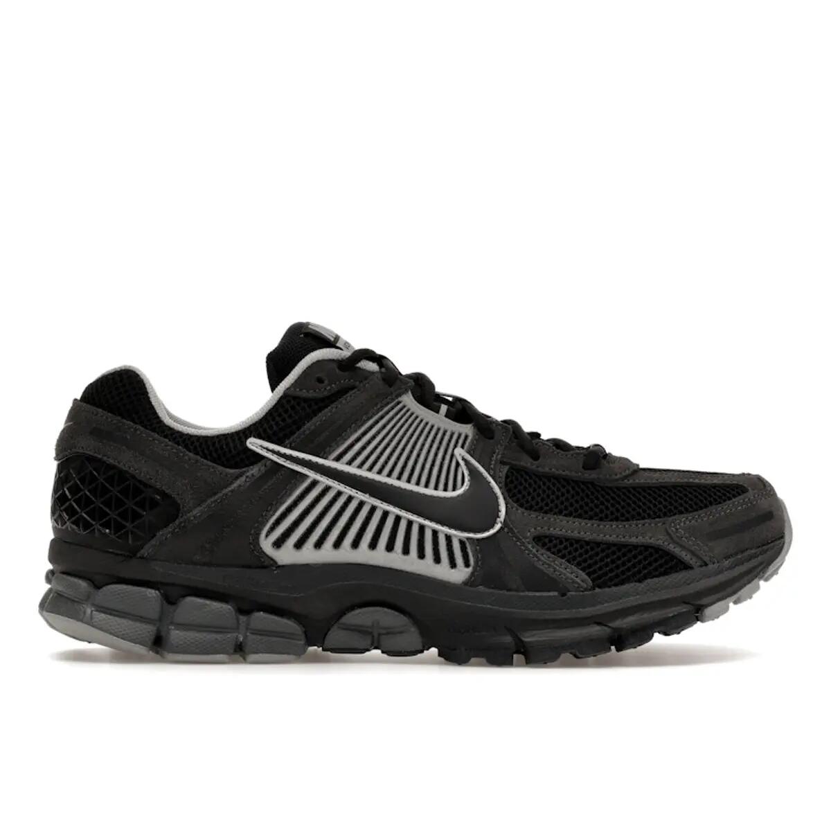 NIKE picture