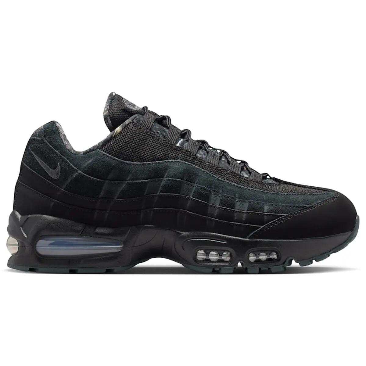 NIKE picture