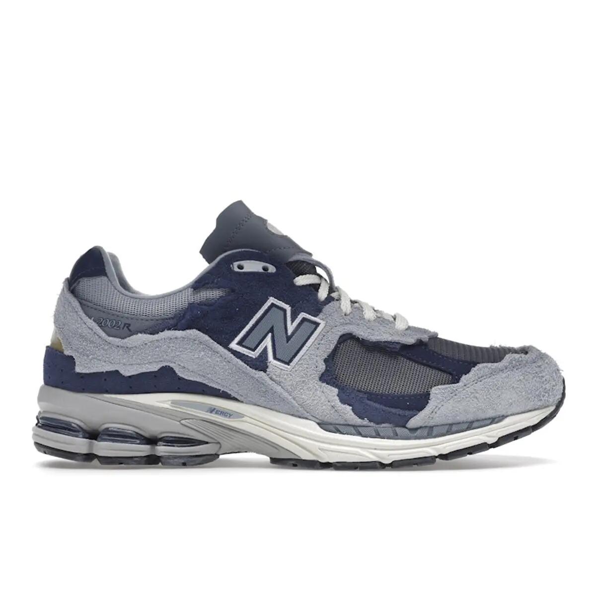 NEW BALANCE picture