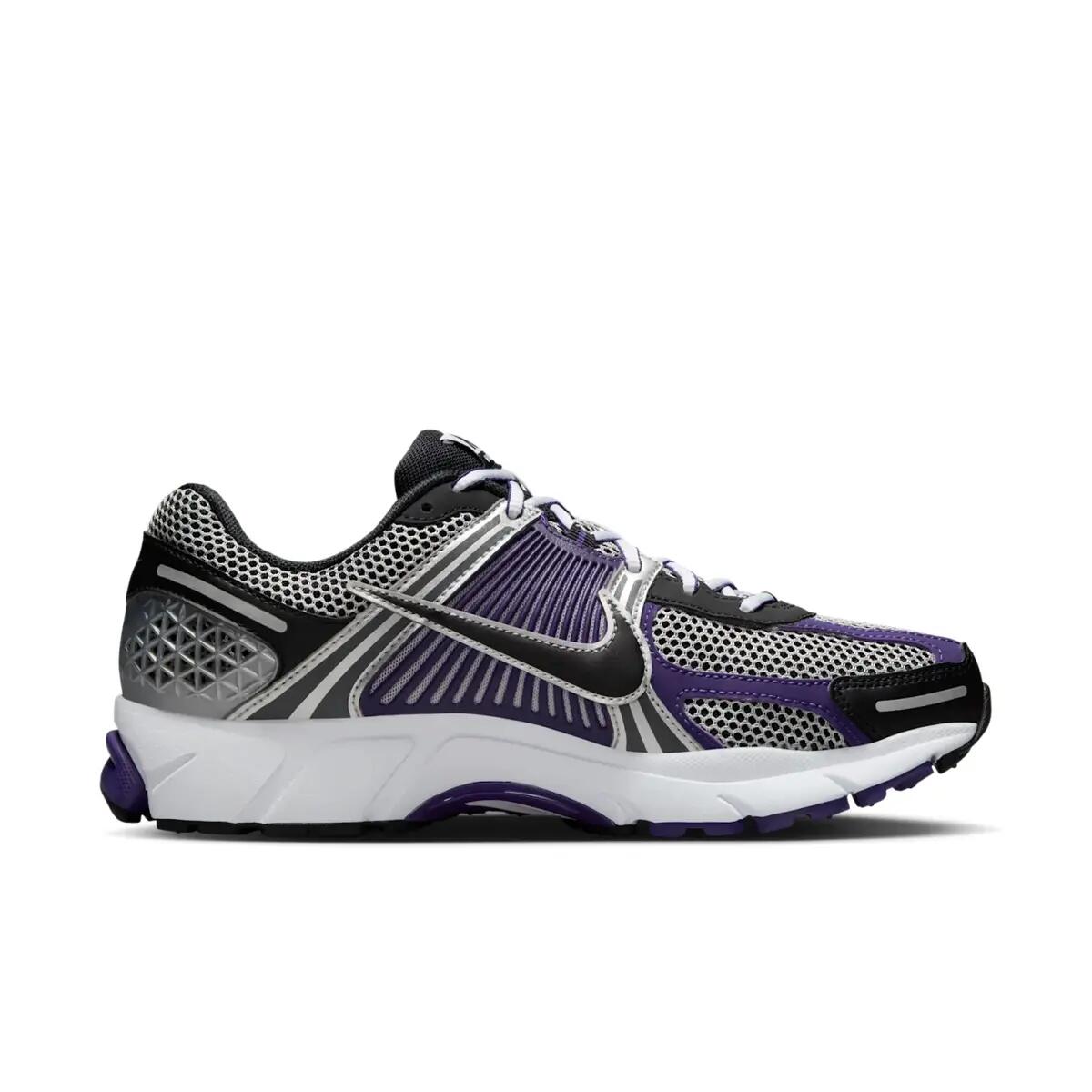 Nike Zoom Vomero 5 Metallic Silver Court Purple 4/6