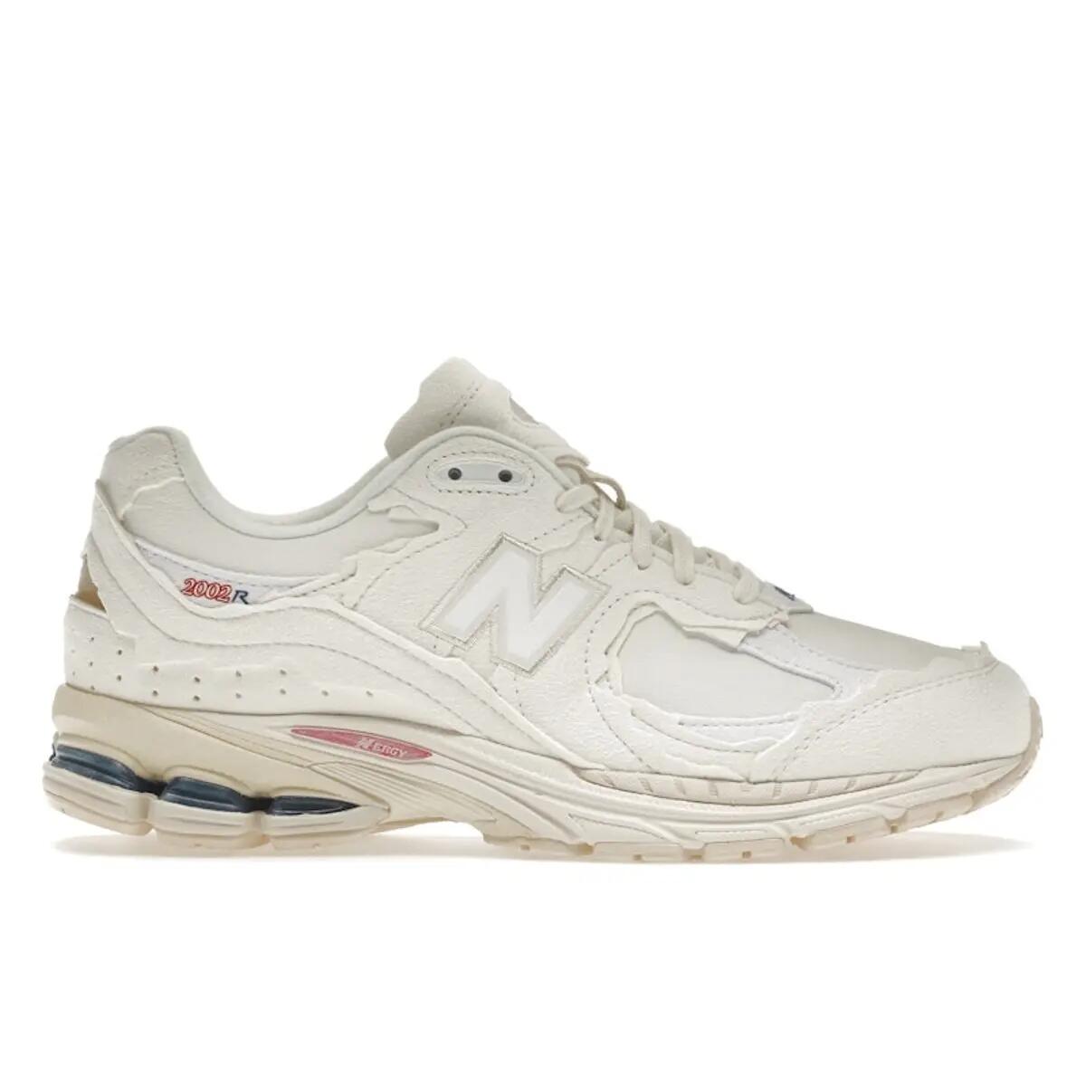 NEW BALANCE picture