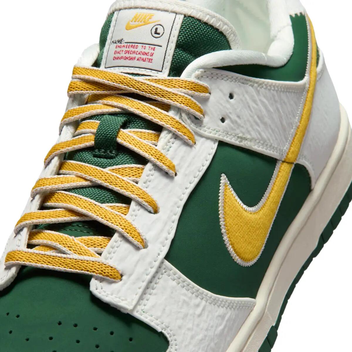 Nike Dunk Low Retro Varsity Jacket Sail Fir University Gold 6/6