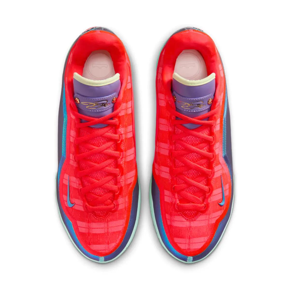 Nike LeBron 23 Stocking Stuffer 4/6