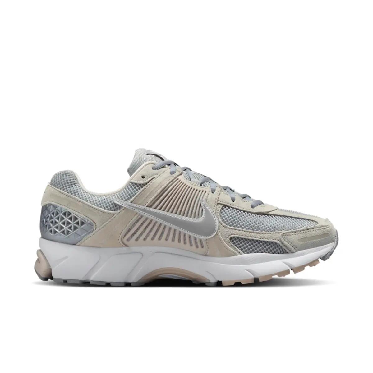 Nike Zoom Vomero 5 Light Orewood Brown Light Smoke Grey 4/6