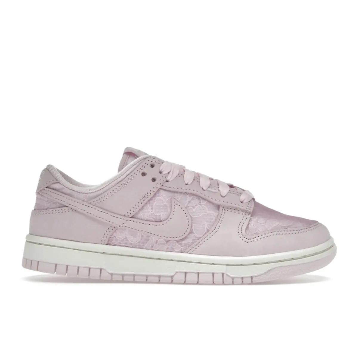 NIKE picture