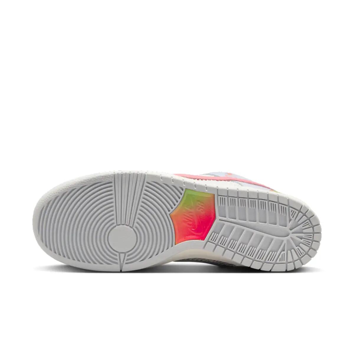 Nike SB Dunk Low Pro Be True Xavier Schipani 3/6