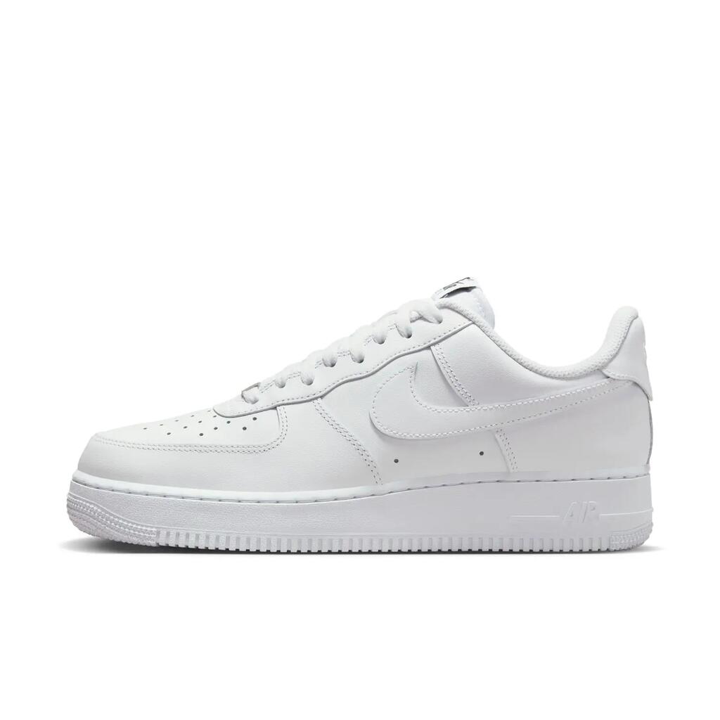 Спорти обувки Nike Air Force 1 '07 Flyease