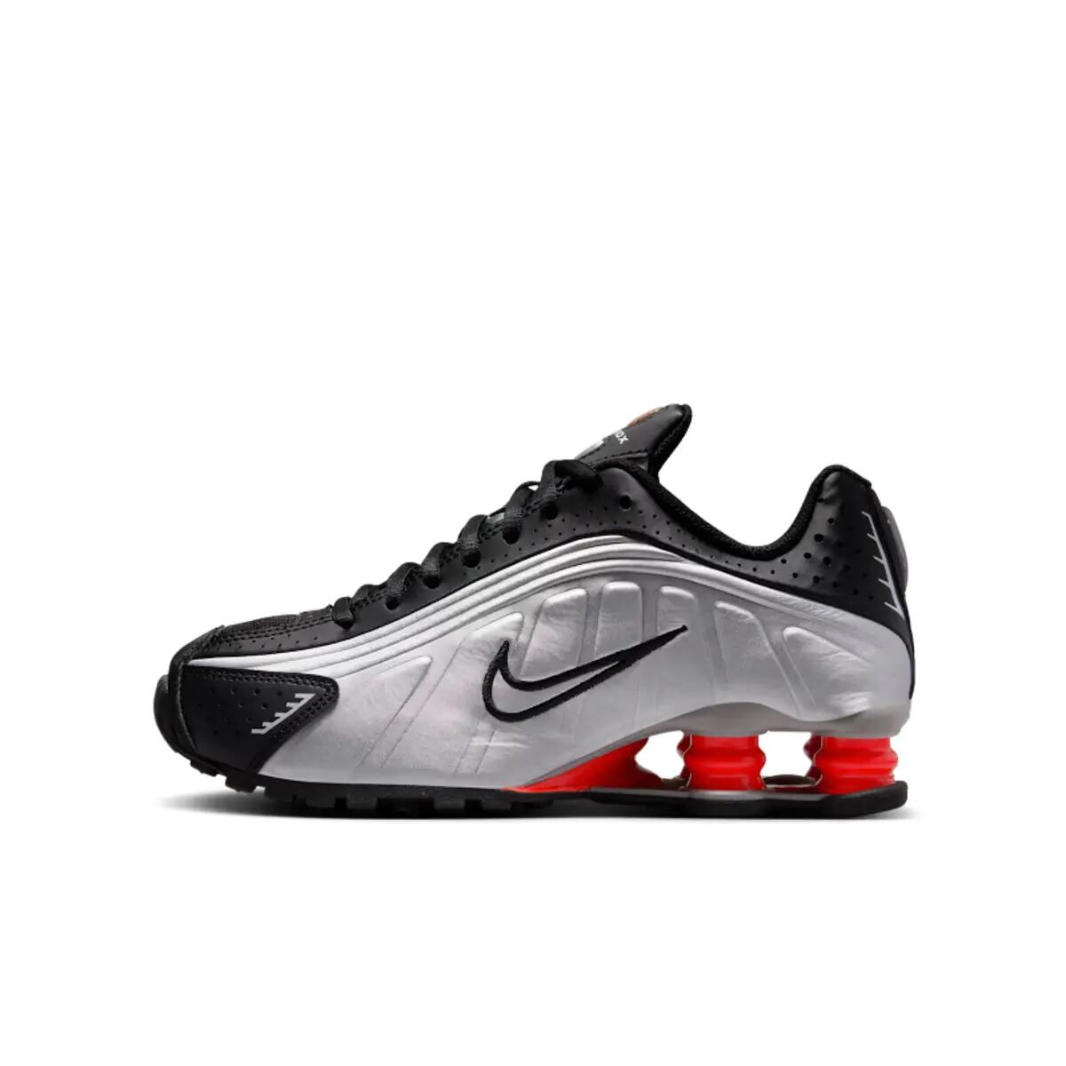 Nike Shox R4 Metallic Silver Black Picante Red (GS) 3/6