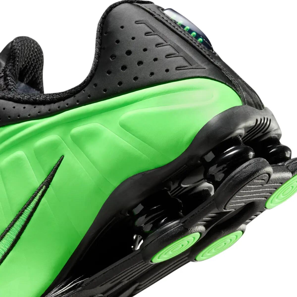 Nike Shox R4 Black Voltage Green 6/6