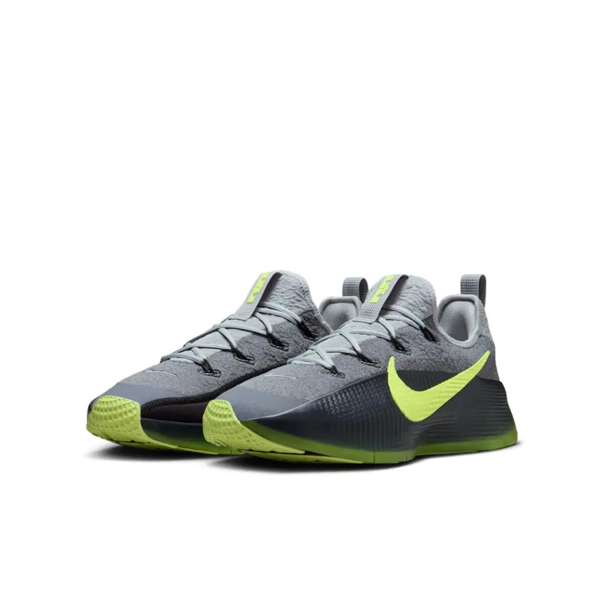 Nike LeBron TR 1 Smoke Grey Volt 4/6