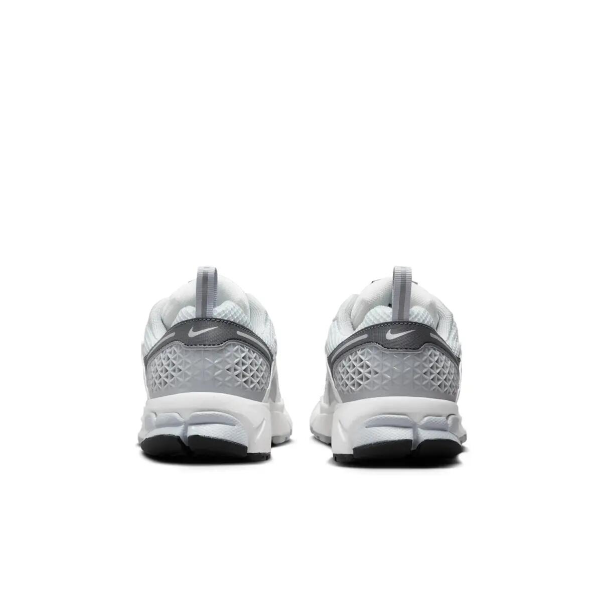 Nike Zoom Vomero 5 Pure Platinum Metallic Silver (GS) 6/6