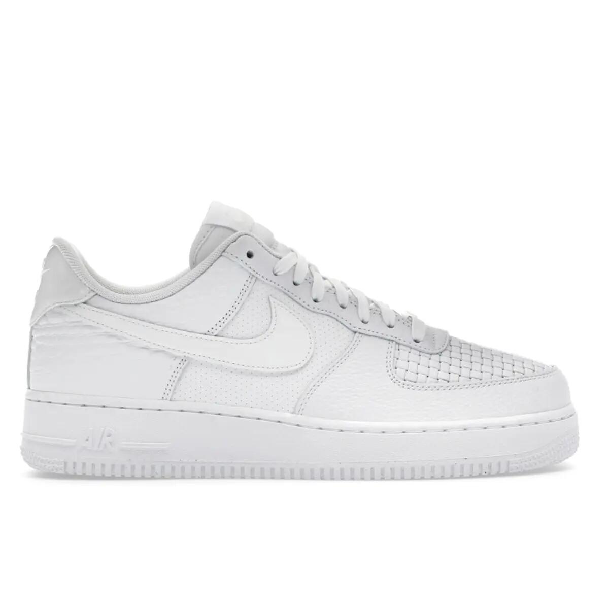 NIKE picture