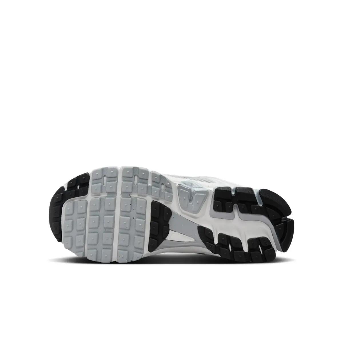 Nike Zoom Vomero 5 Pure Platinum Metallic Silver (GS) 2/6
