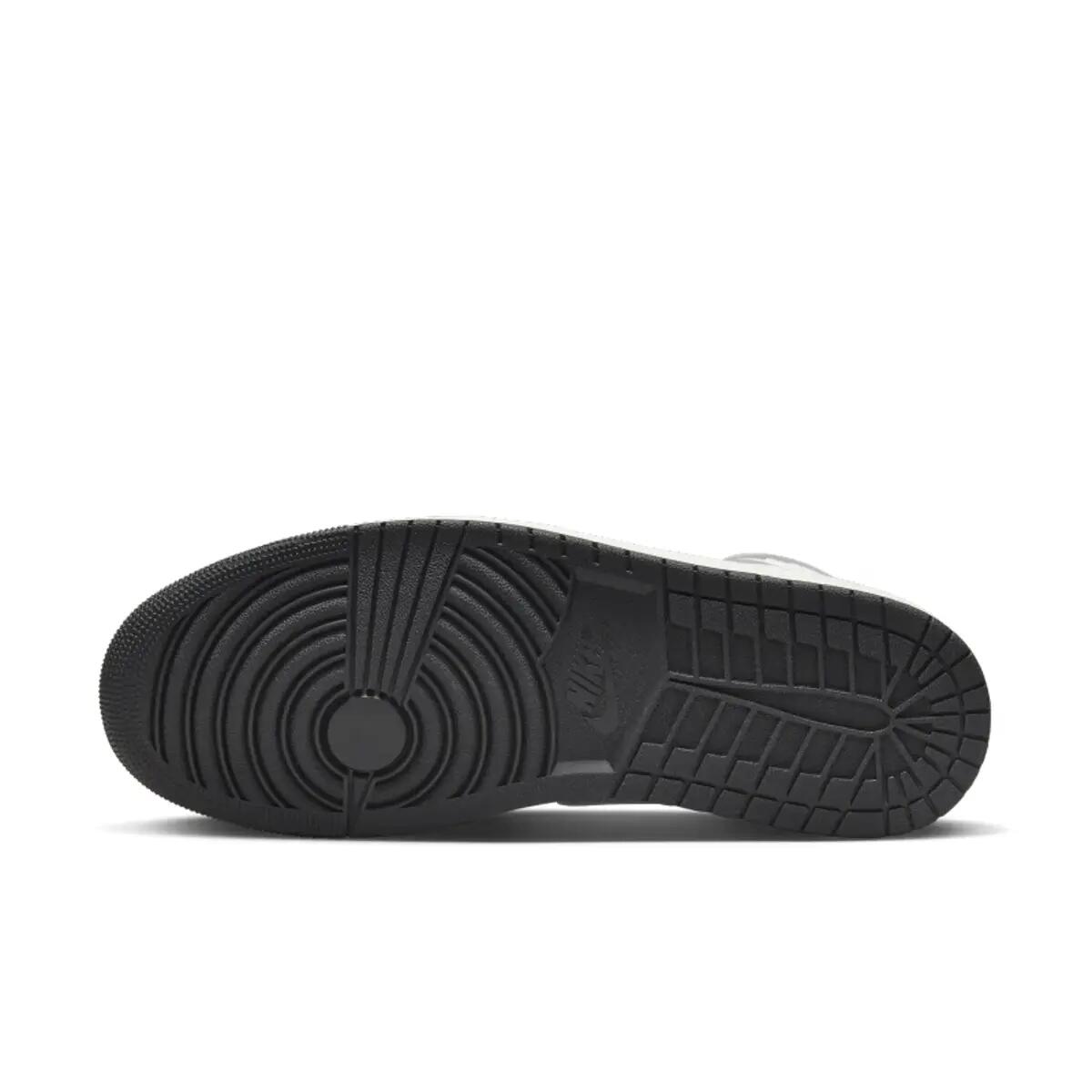 Air Jordan 1 Retro High OG Washed Black 2/6