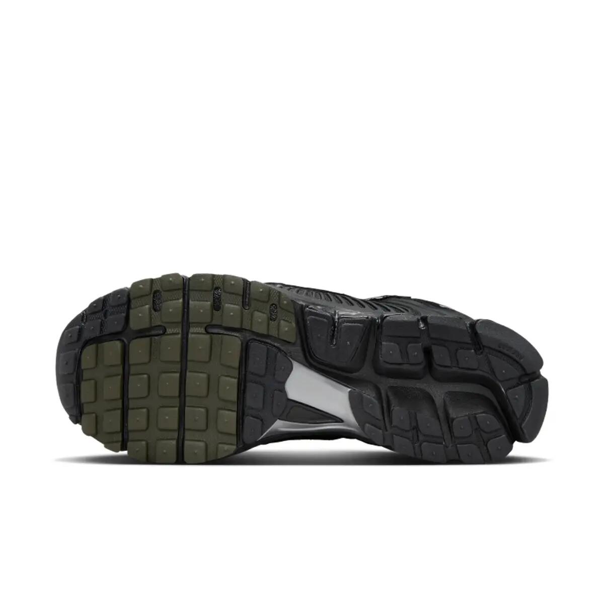 Nike Zoom Vomero 5 Black Sequoia 3/6