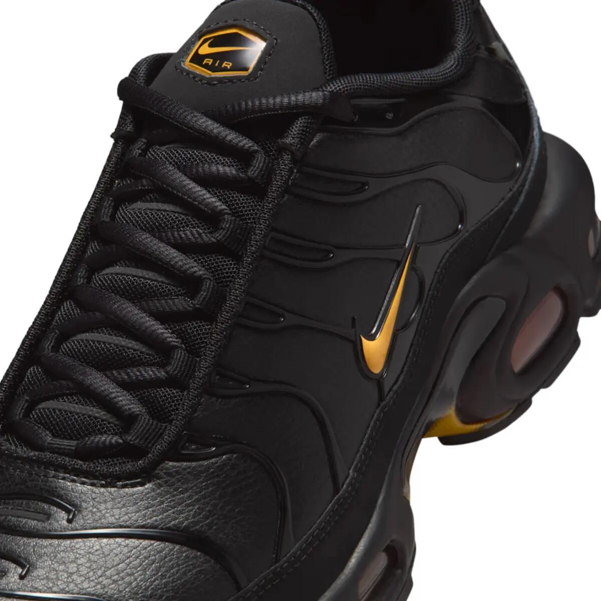 Nike Air Max Plus Premium Black Laser Orange 6/6