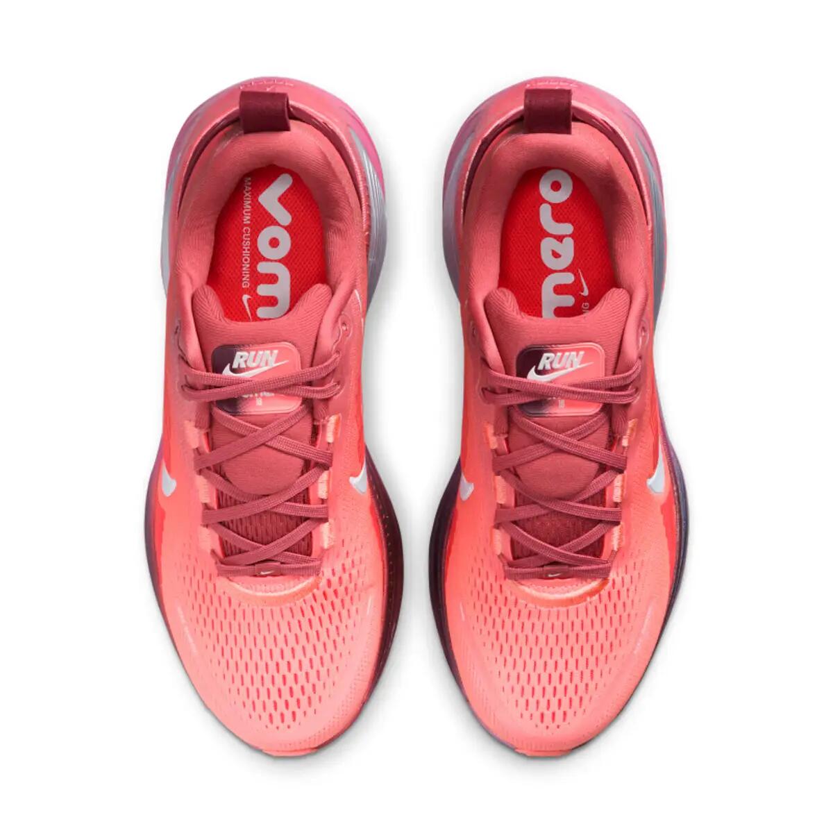 Scarpe da corsa Nike Vomero 18 Rosso chiaro 5/6