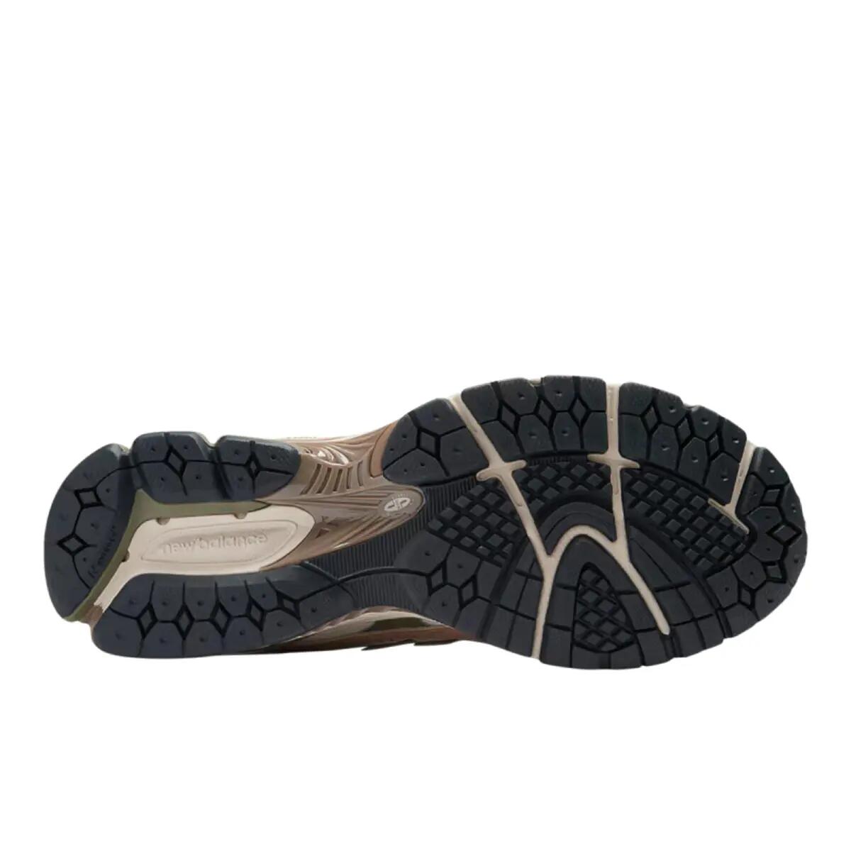 New Balance 1906U Linen Dark Olivine 5/6