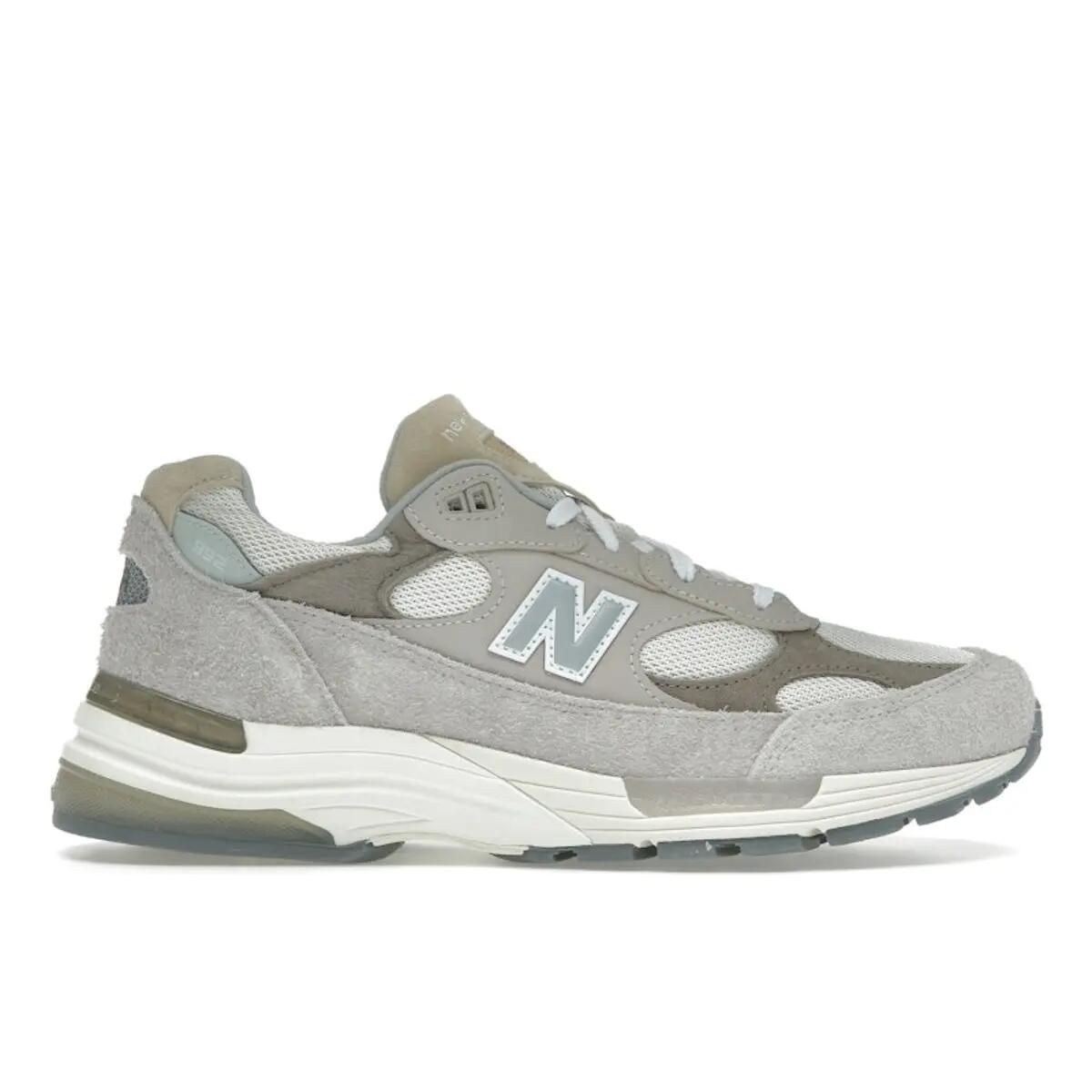 NEW BALANCE picture