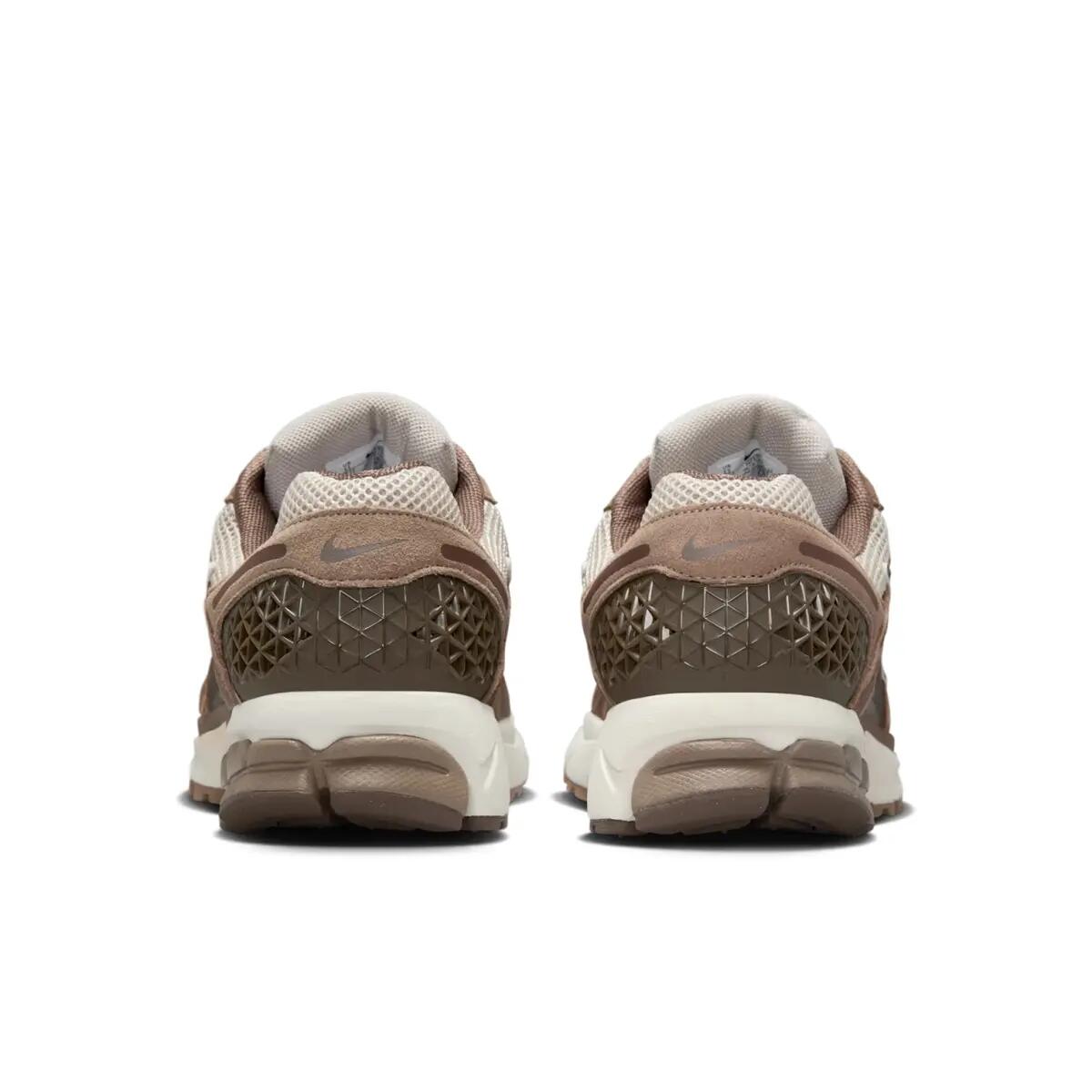 Nike Zoom Vomero 5 Mink Brown 5/6