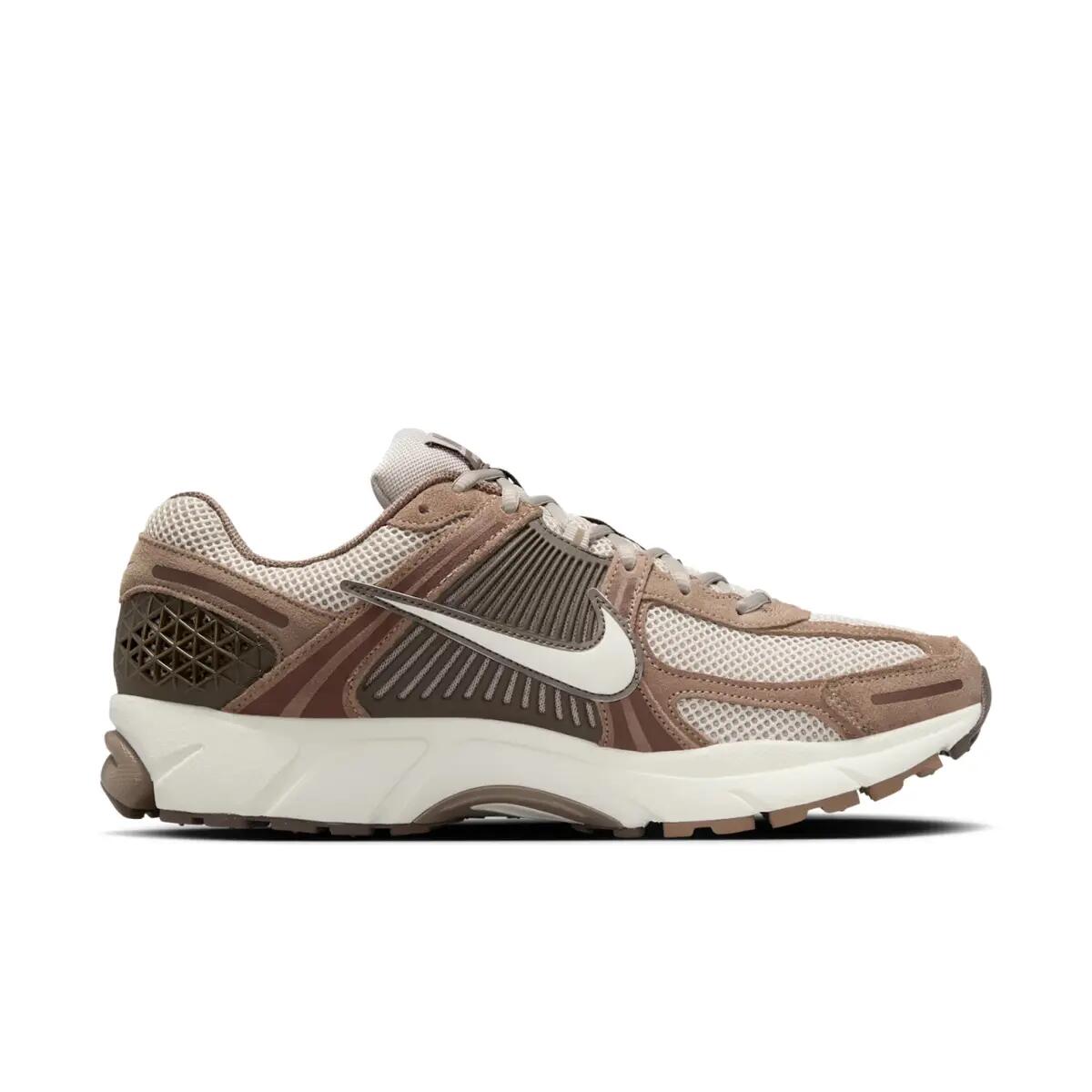Nike Zoom Vomero 5 Mink Brown 3/6