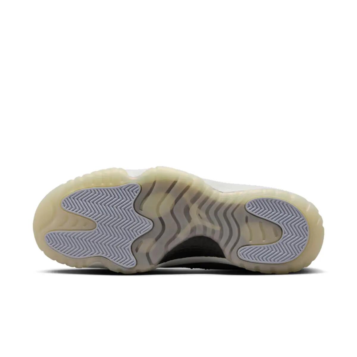 Air Jordan 11 Retro Low Year Of The Snake 2/6