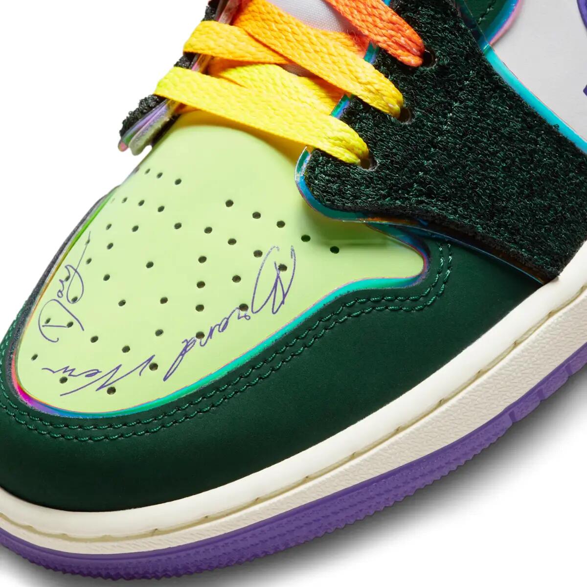 Jordan 1 Retro Low OG Doernbecher (2023) 6/6