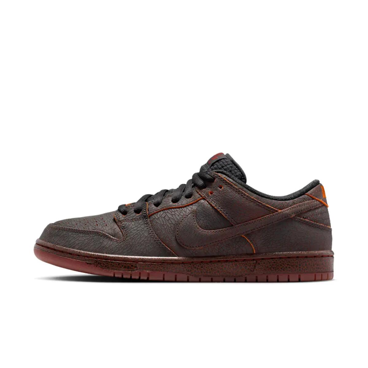 Nike Dunk SB Low Krampus 2/6