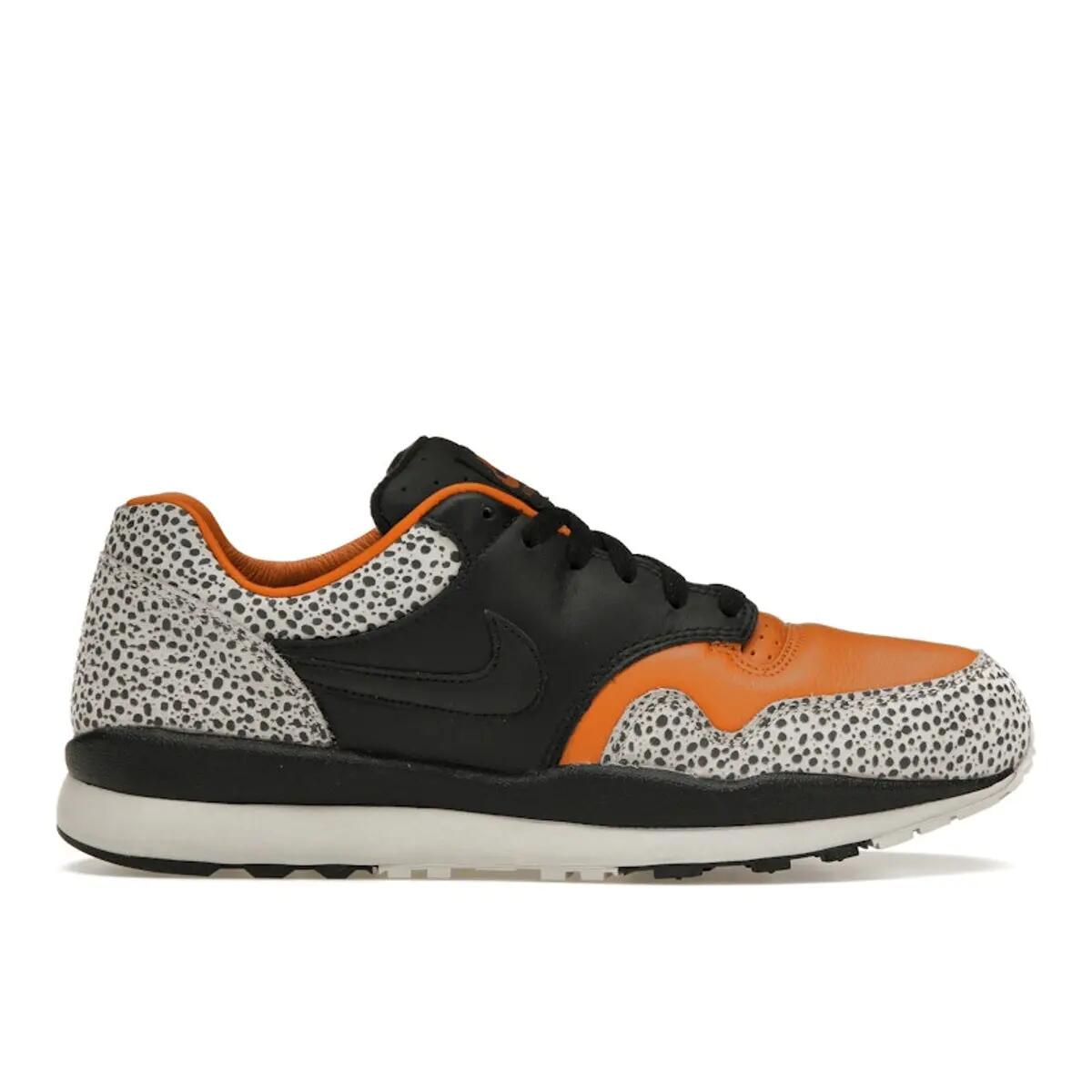 NIKE picture