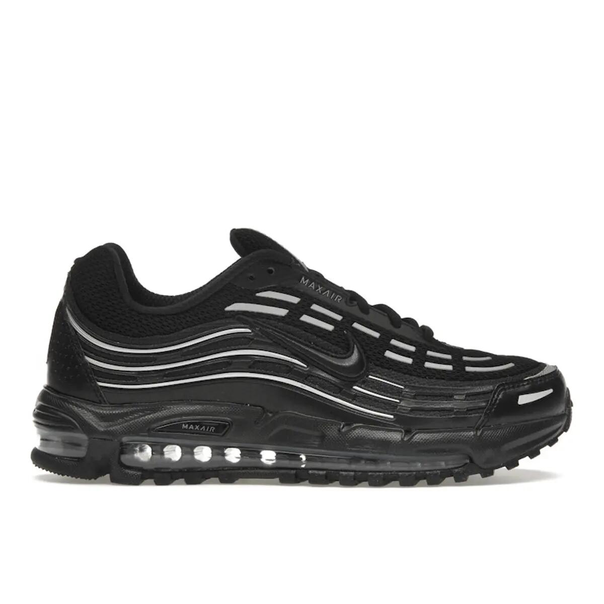 NIKE picture