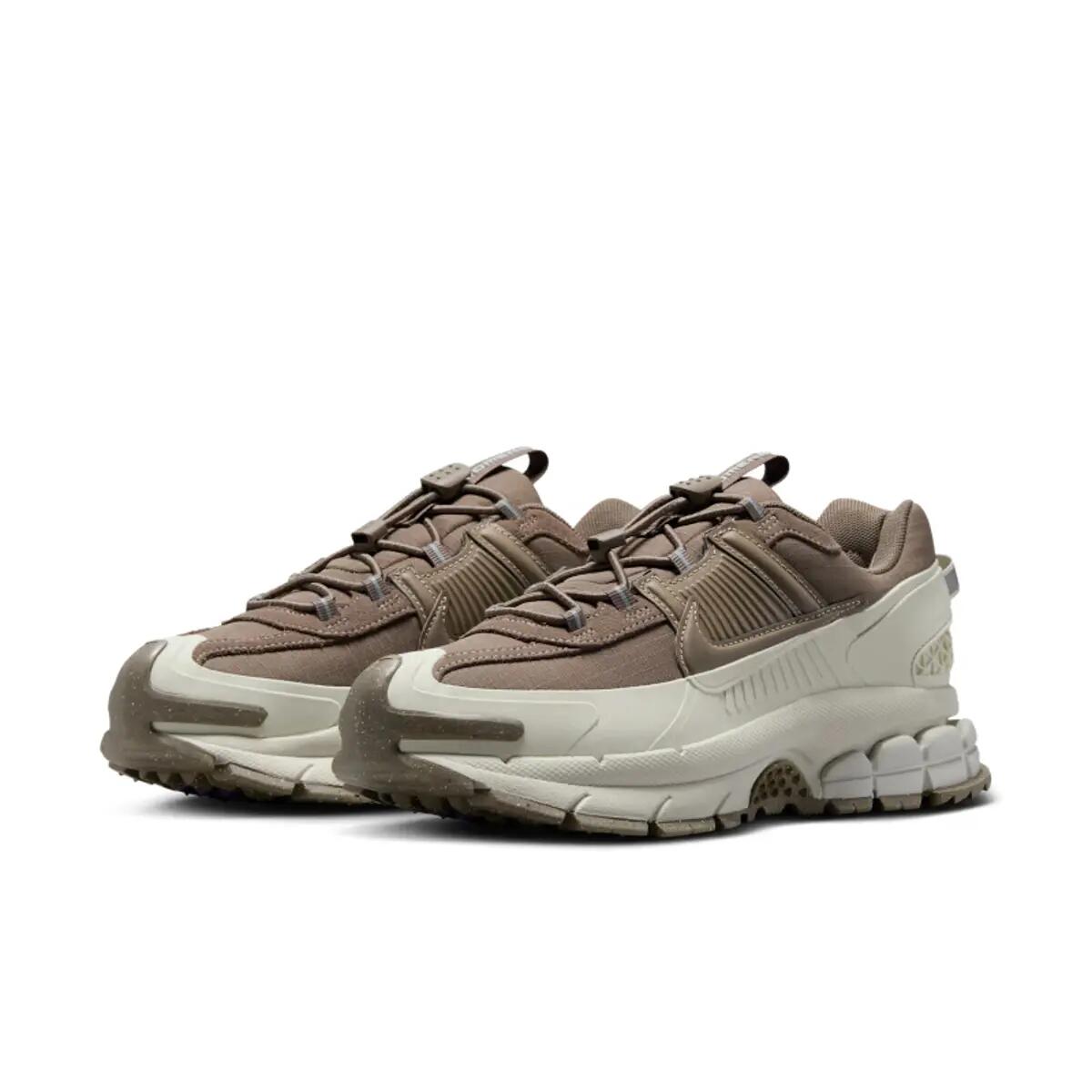 Zapatos Nike Zoom Vomero Roam Mujer Color Light Bone/Mink Brown 5/6