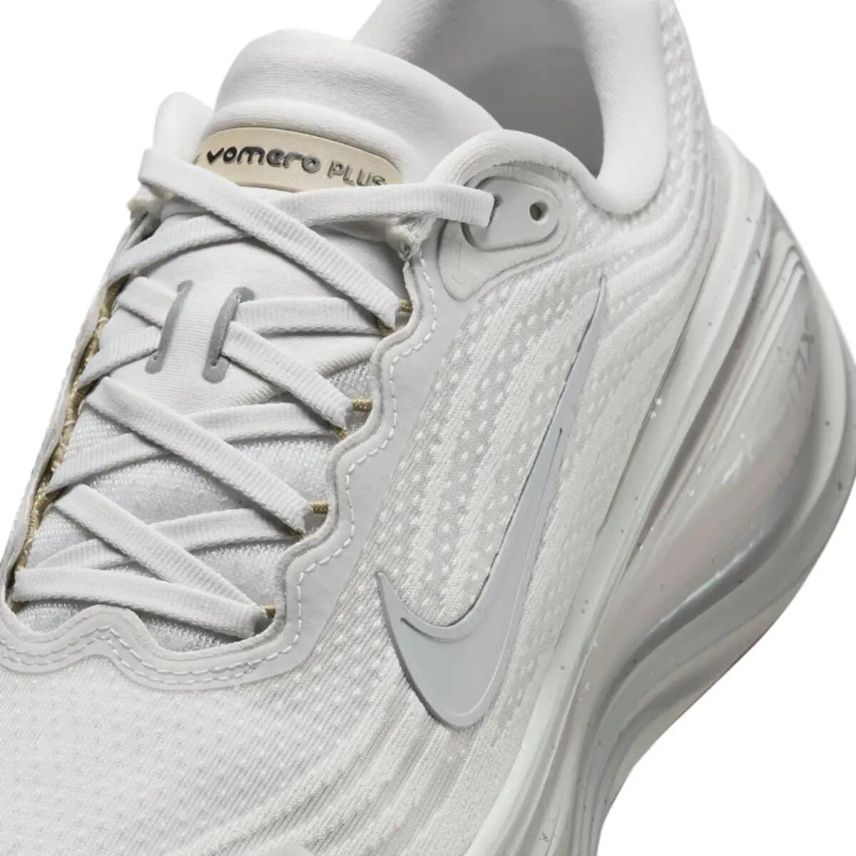 Nike Vomero Plus Speckle Vast Grey Wolf Grey 6/6