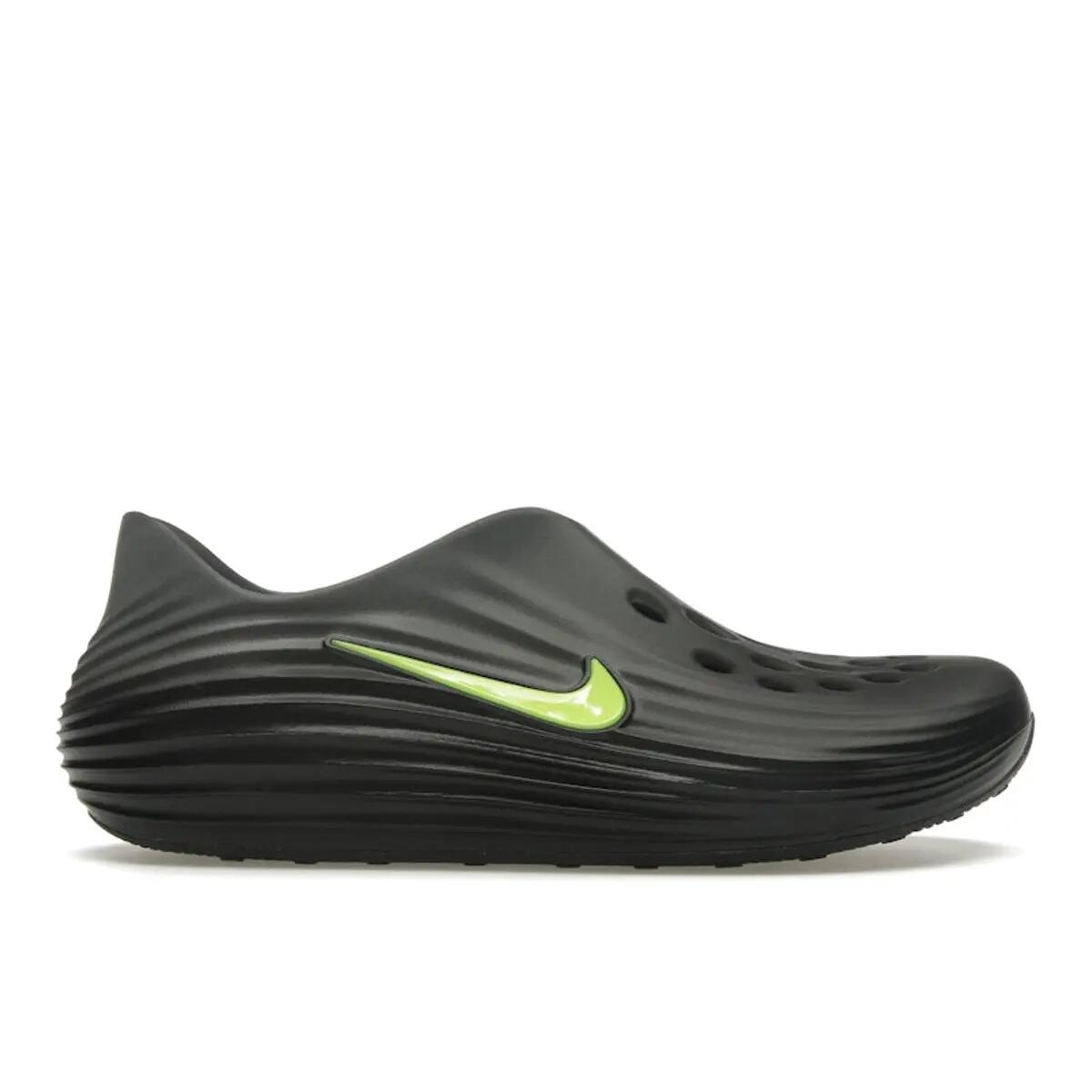 NIKE picture