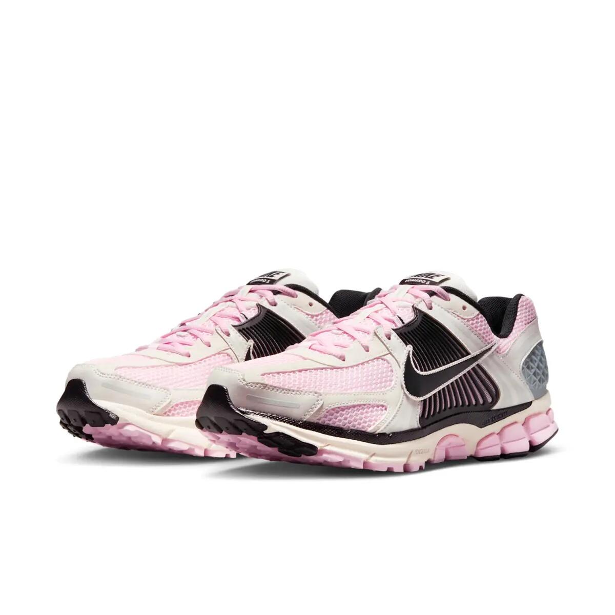 Nike Zoom Vomero 5 Pink Foam Phantom Metallic Platinum Black 2/6